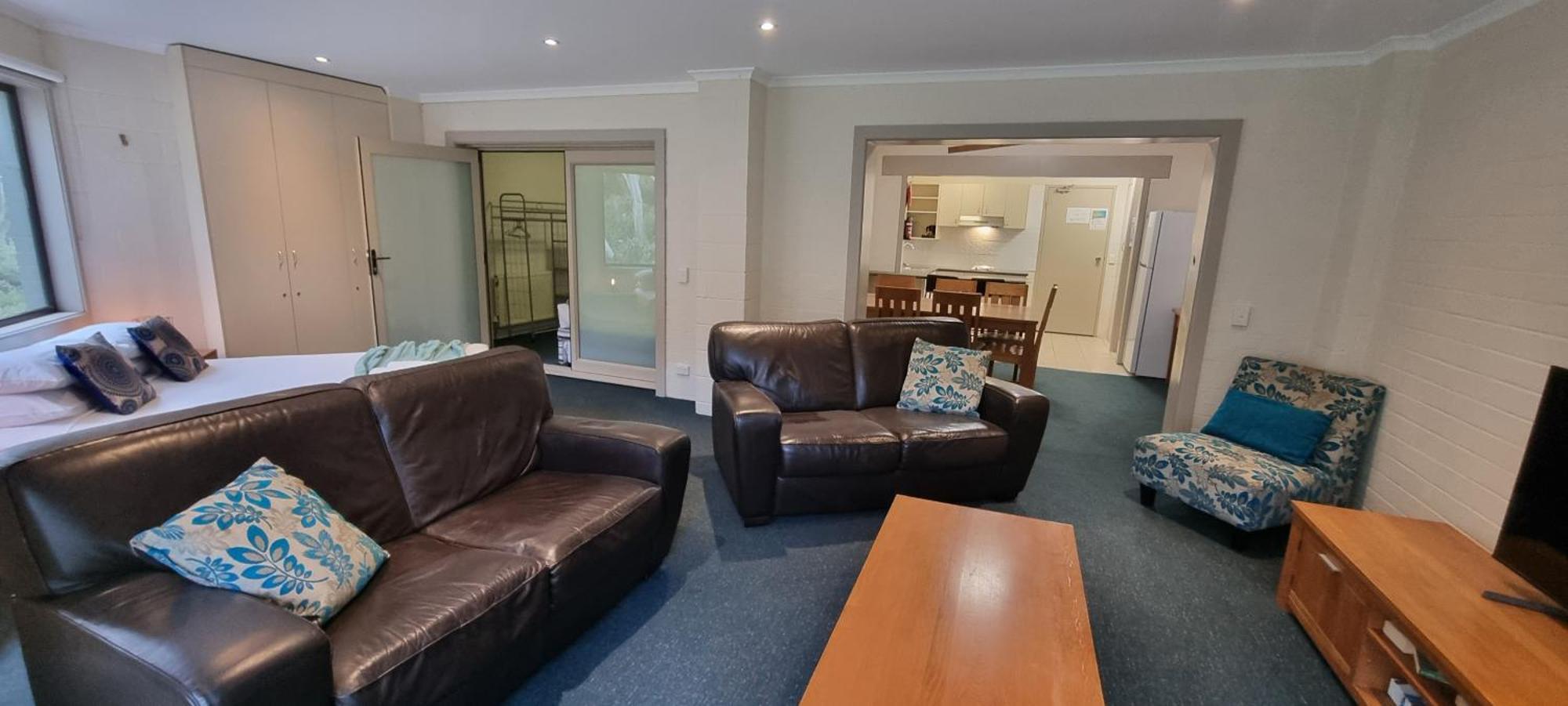 Cedarwood Apartments Falls Creek Bagian luar foto