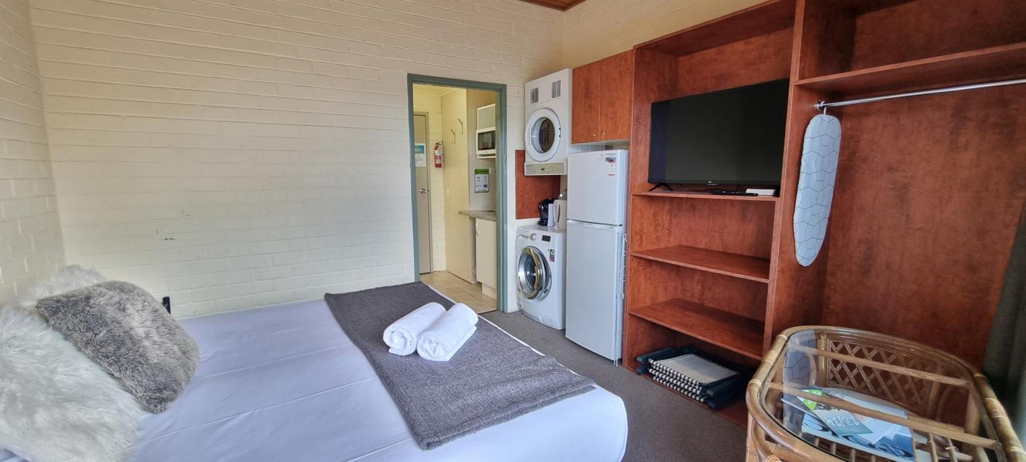 Cedarwood Apartments Falls Creek Bagian luar foto