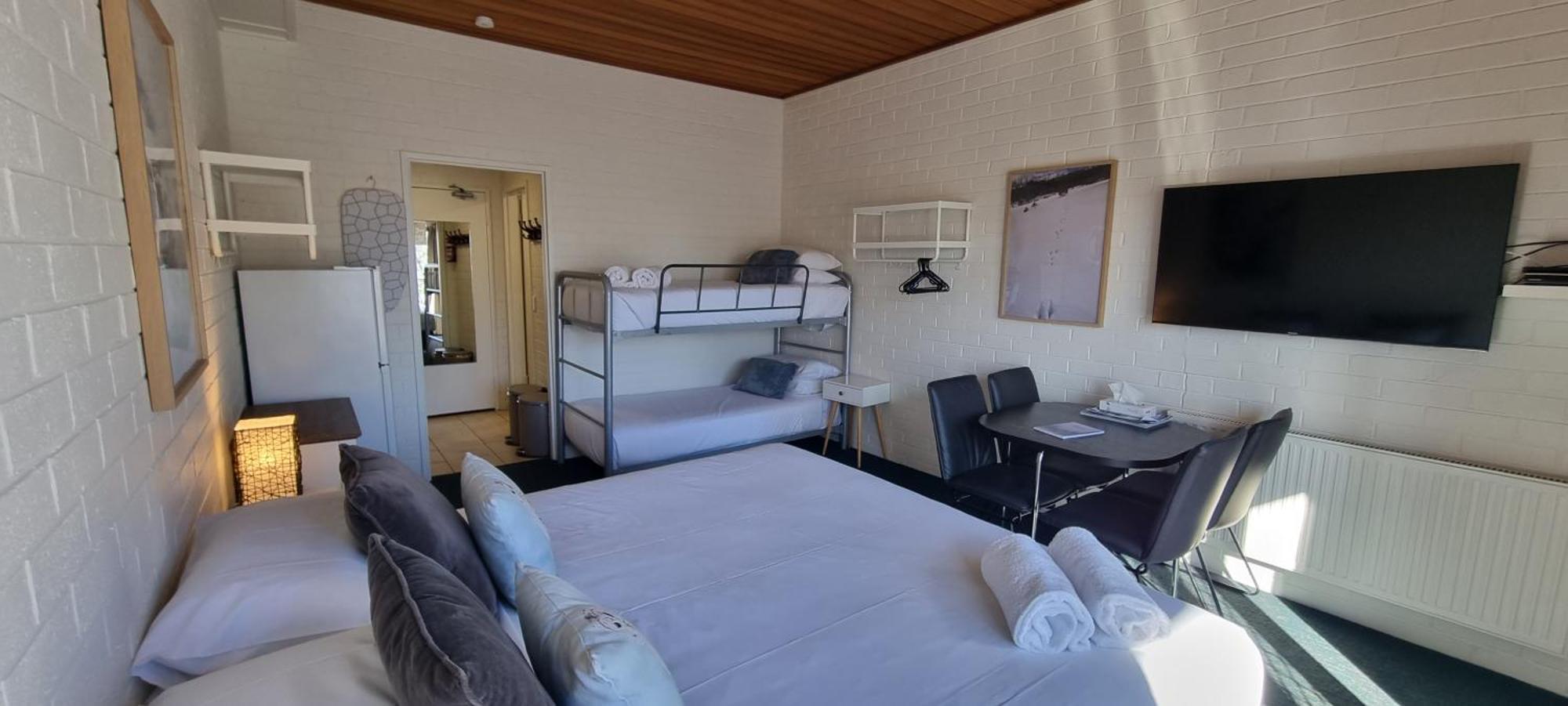 Cedarwood Apartments Falls Creek Bagian luar foto