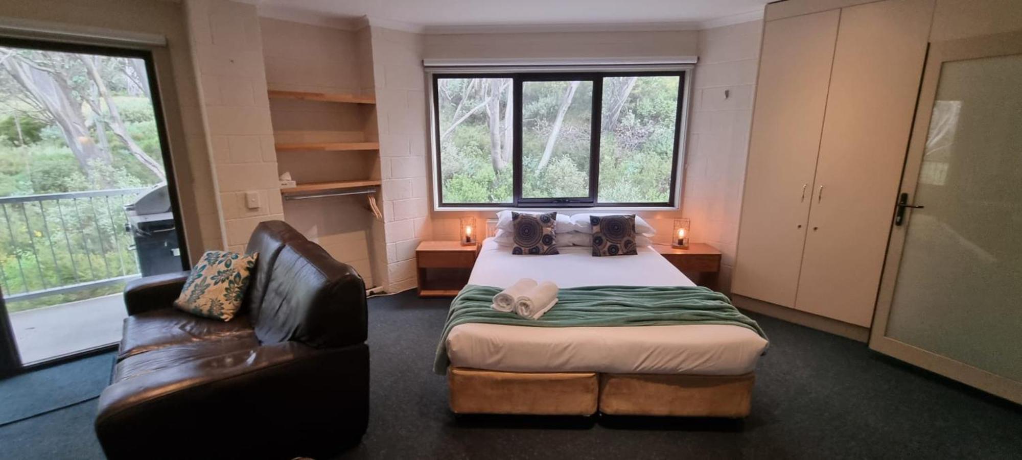 Cedarwood Apartments Falls Creek Bagian luar foto