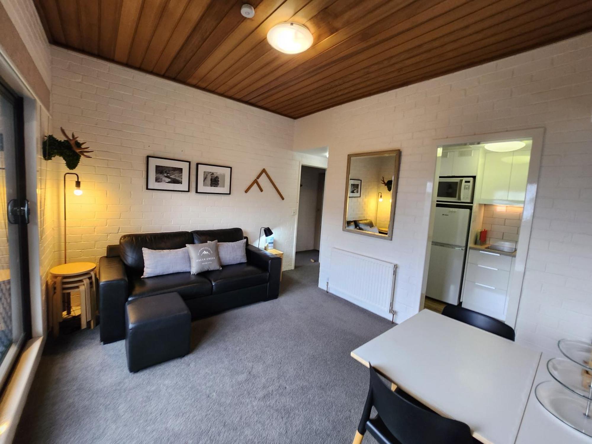 Cedarwood Apartments Falls Creek Bagian luar foto