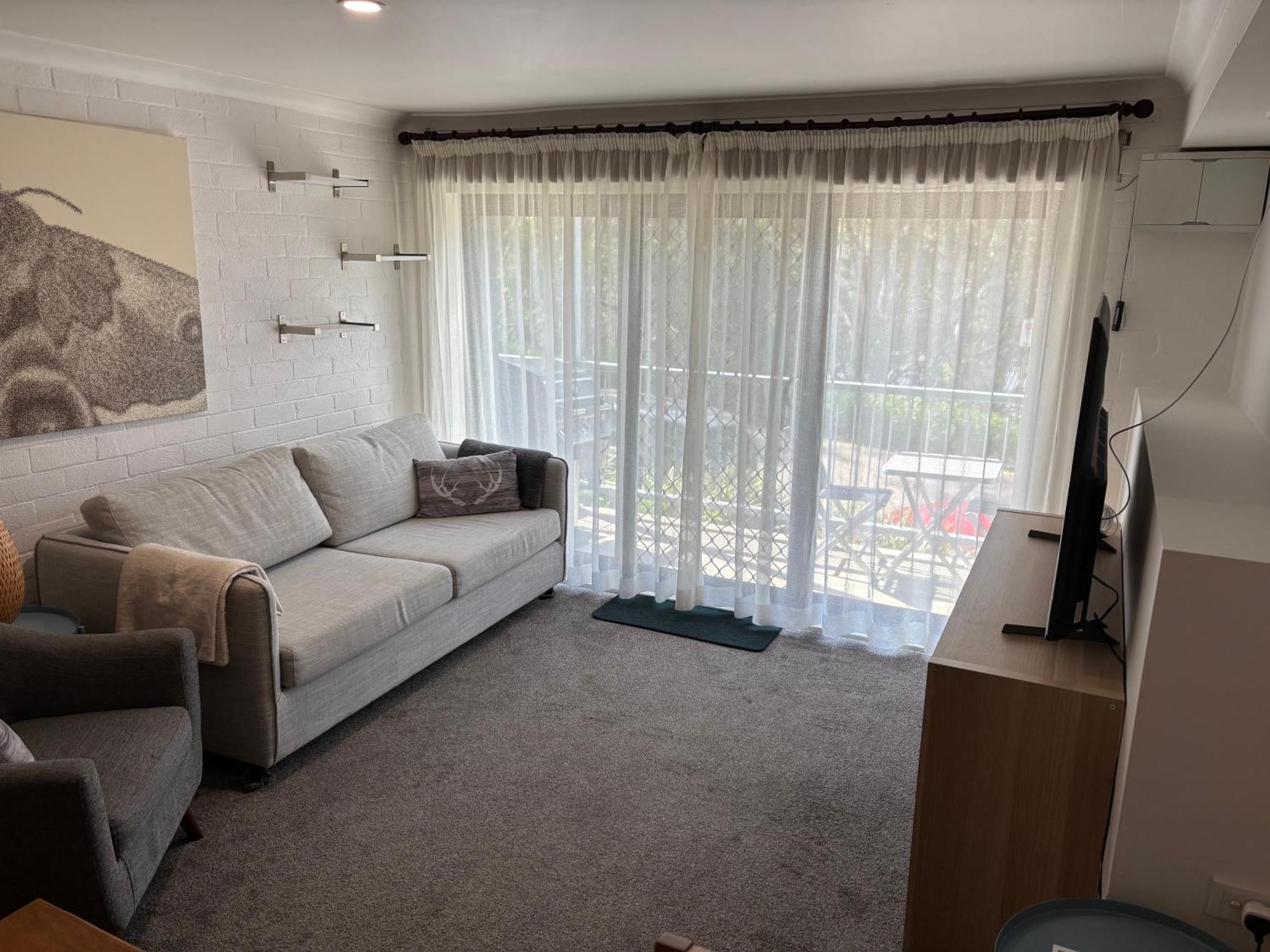 Cedarwood Apartments Falls Creek Bagian luar foto