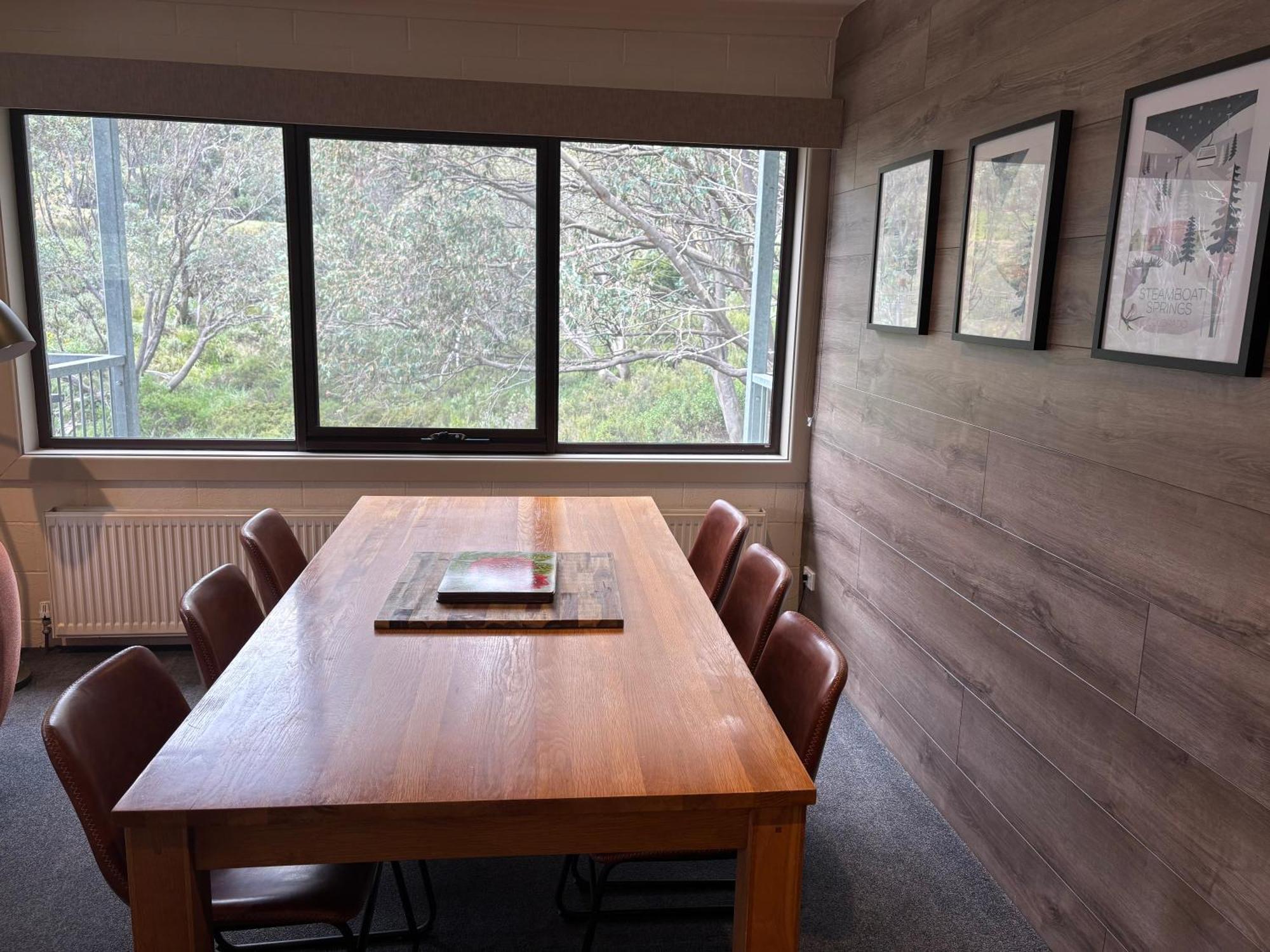 Cedarwood Apartments Falls Creek Bagian luar foto